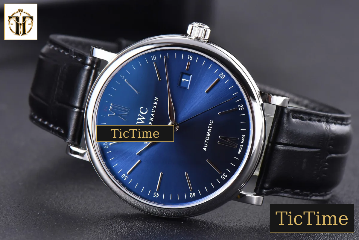 Portofino ‘150 Years’ 40mm V7F Blue Dial ‘Red 60’ Black Leather Strap / A2892 — foto 15