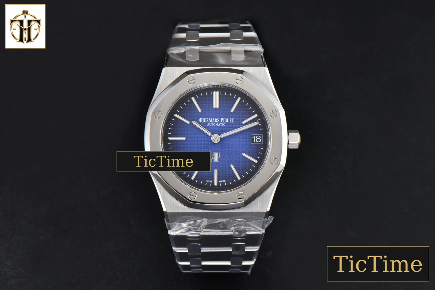 Vista frontal — Royal Oak Gradient 15202 39mm ZF Blue Dial SS Bracelet A2121