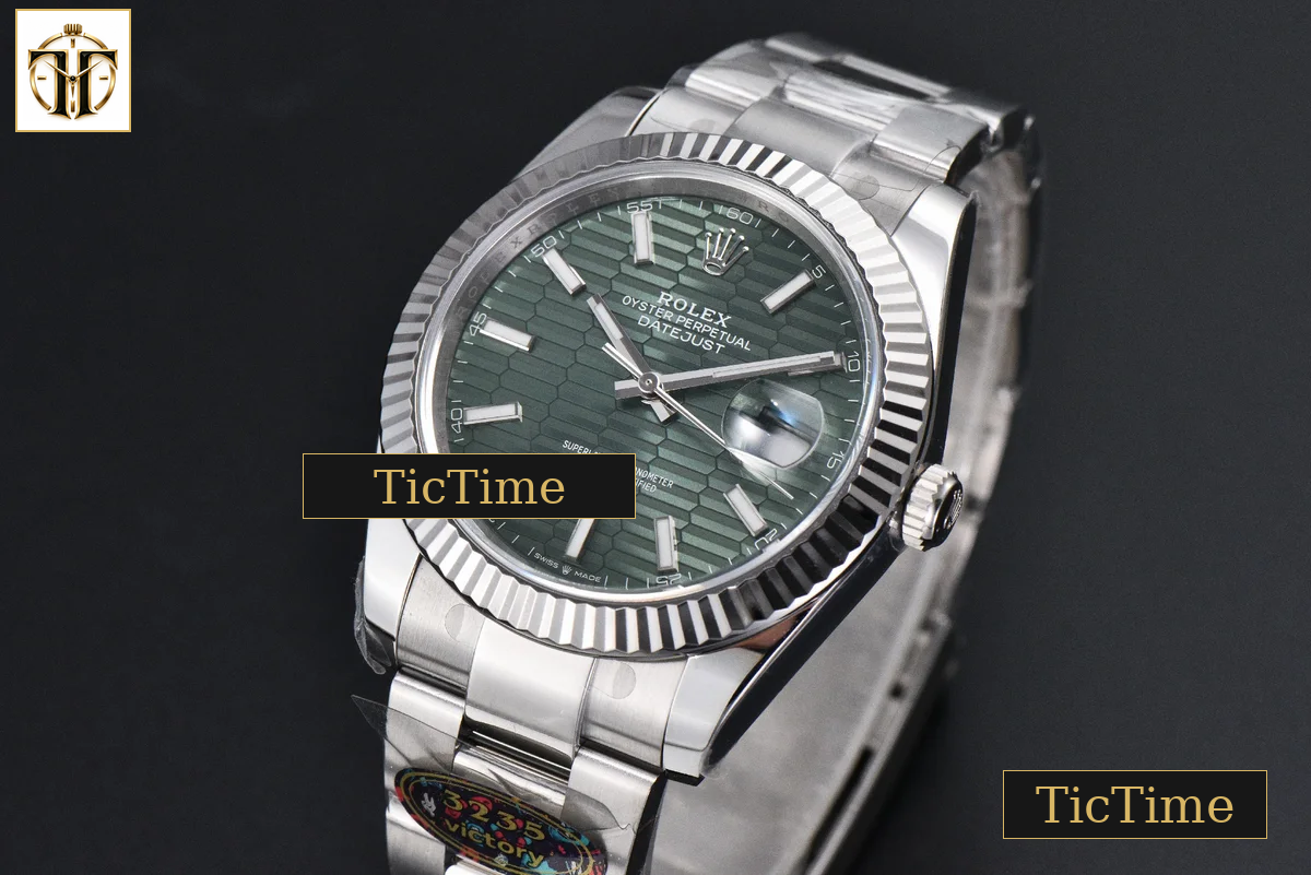 DateJust Mint 126334 41mm VF Green Motif Dial Oyster Bracelet DD3235 — foto 5