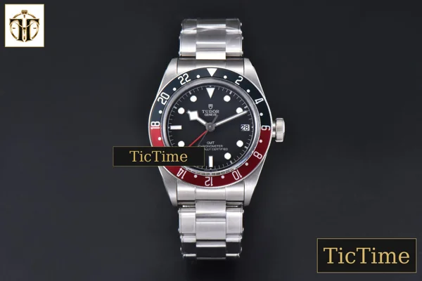 Foto frontal — Black Bay GMT Pepsi 41mm ZF Blue/Red Black Dial SS Bracelet A2836
