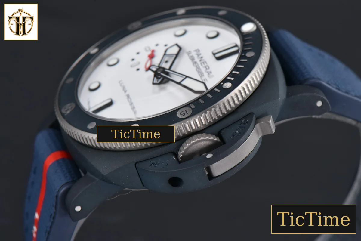 Submersible Luna Rossa PAM1543 44mm VSF White Dial Gummy Strap P900 — foto 11