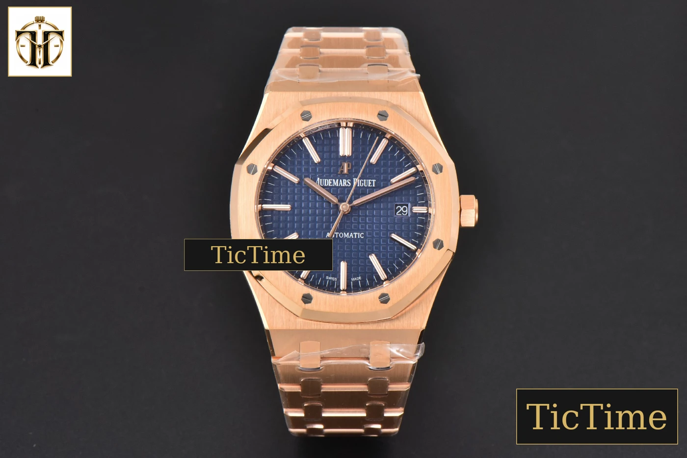 Vista frontal — Royal Oak 15400 41mm ZF RG Blue Textured Dial RG Bracelet SA3120
