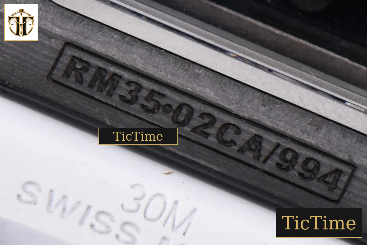 RM035-02 42mm T+F Black Forged Carbon Skeleton Dial Red Crown White Rubber Strap RMUL2 — foto 25