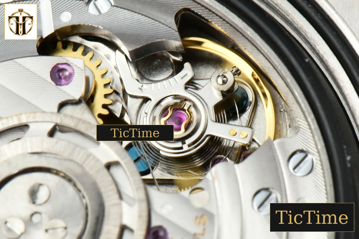 Chronomat B01 42mm GF RG/Black Dial SS Bracelet 7750 — foto 22