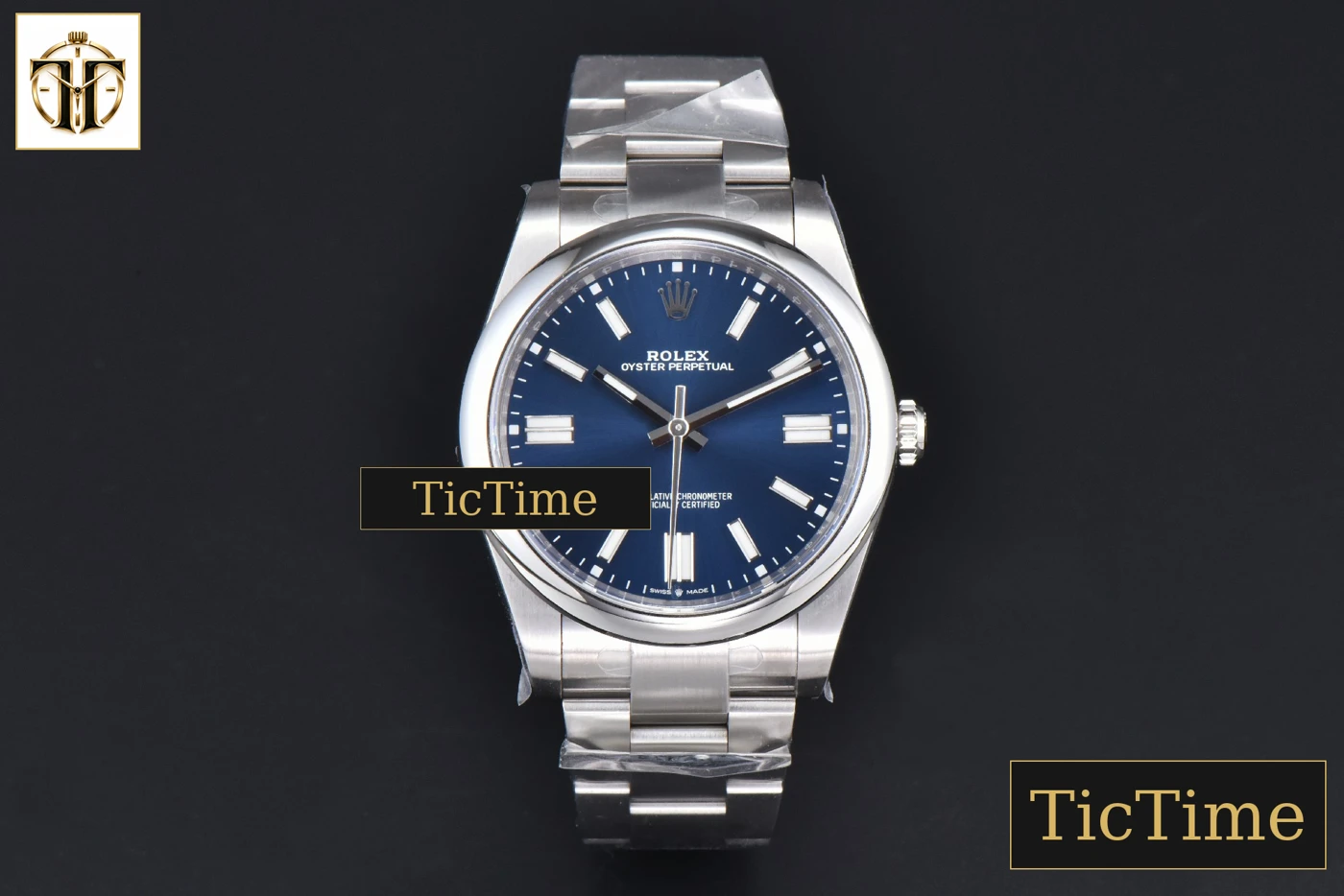 Vista frontal — Oyster Perpetual 904L 124300 41mm Clean Factory Blue Dial SS Bracelet VR3230