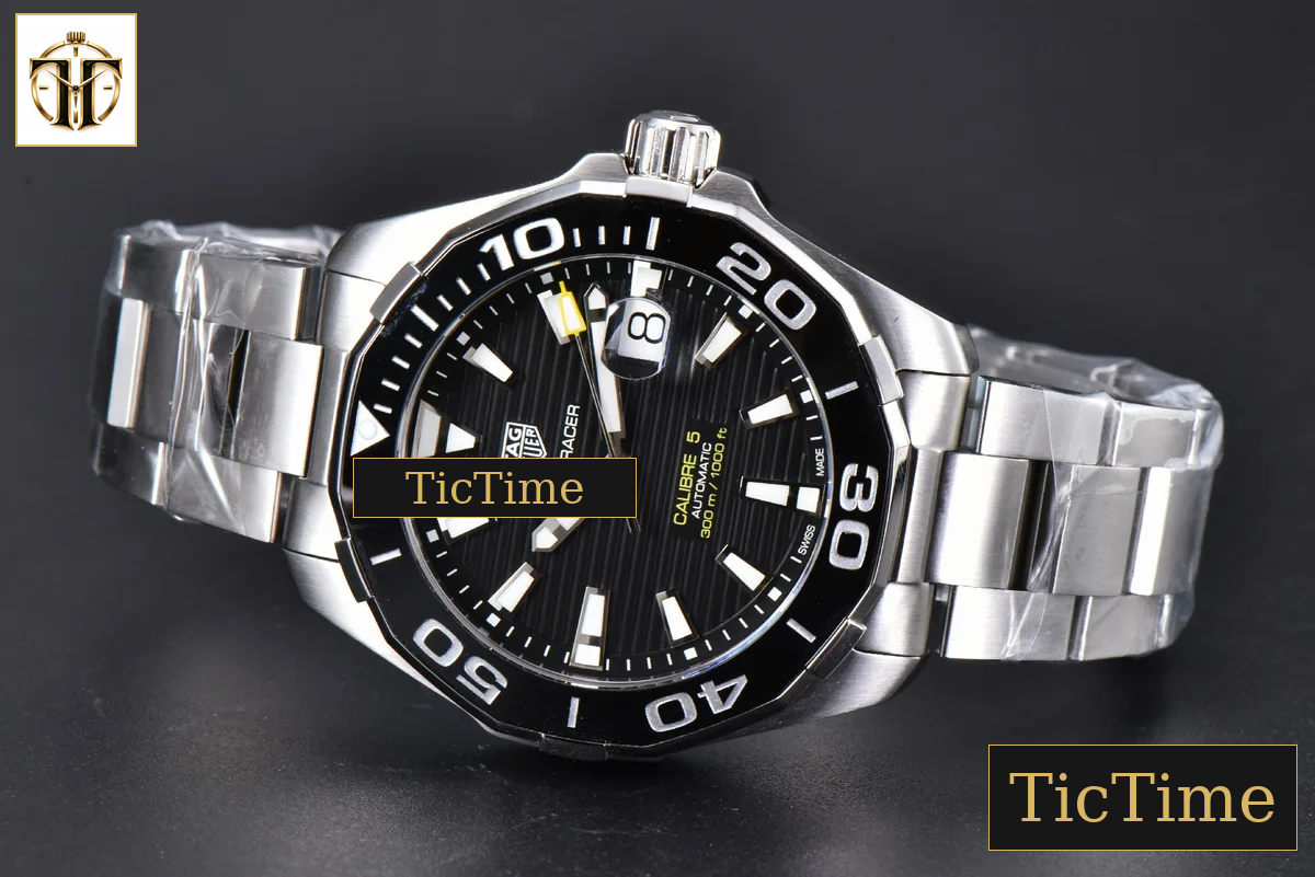 Aquaracer Calibre 5 43mm OF Black Dial Silver Hand SS Bracelet SW200 — foto 14