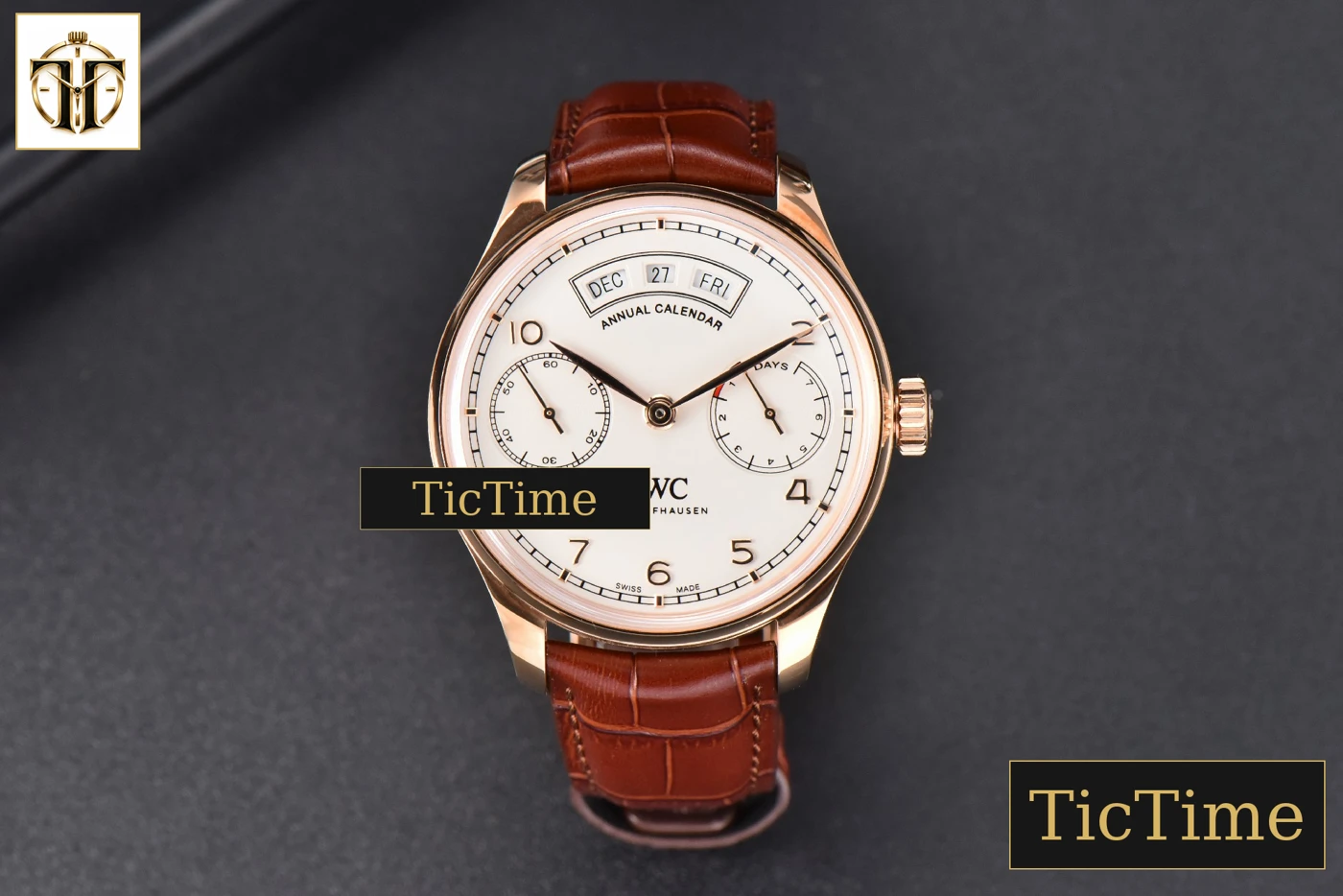 Vista frontal — Portuguese PR Annual Calendar IW503504 44mm ZF RG White Dial Brown Leather Strap A5280