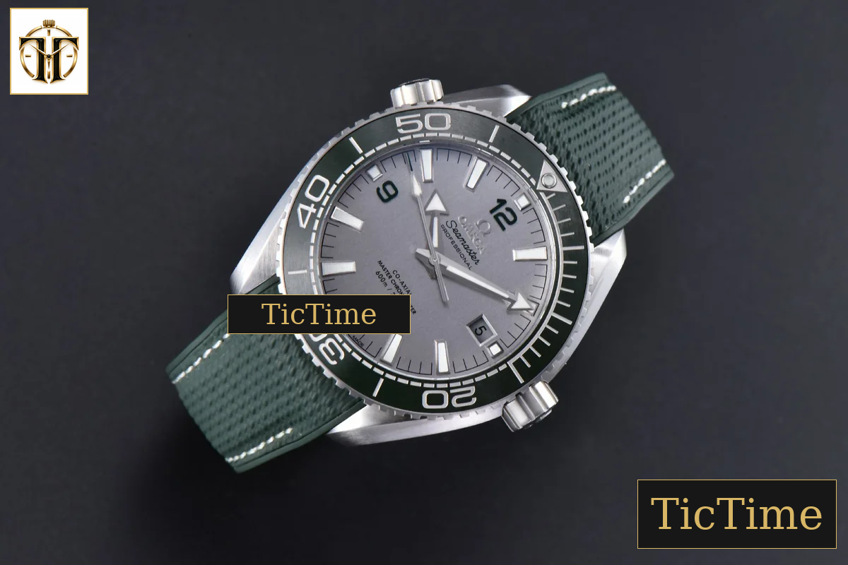 Planet Ocean 43.5mm VSF Green Gray Dial Rubber Strap A8900 — foto 3
