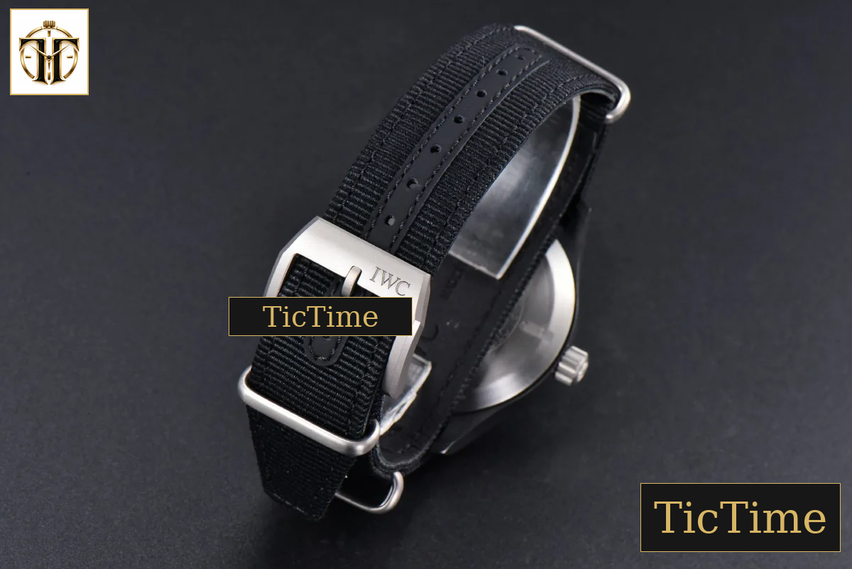 Pilot Top Gun IW326901 41mm ZF Black Ceramic Black Nylon Strap A32111 — foto 17