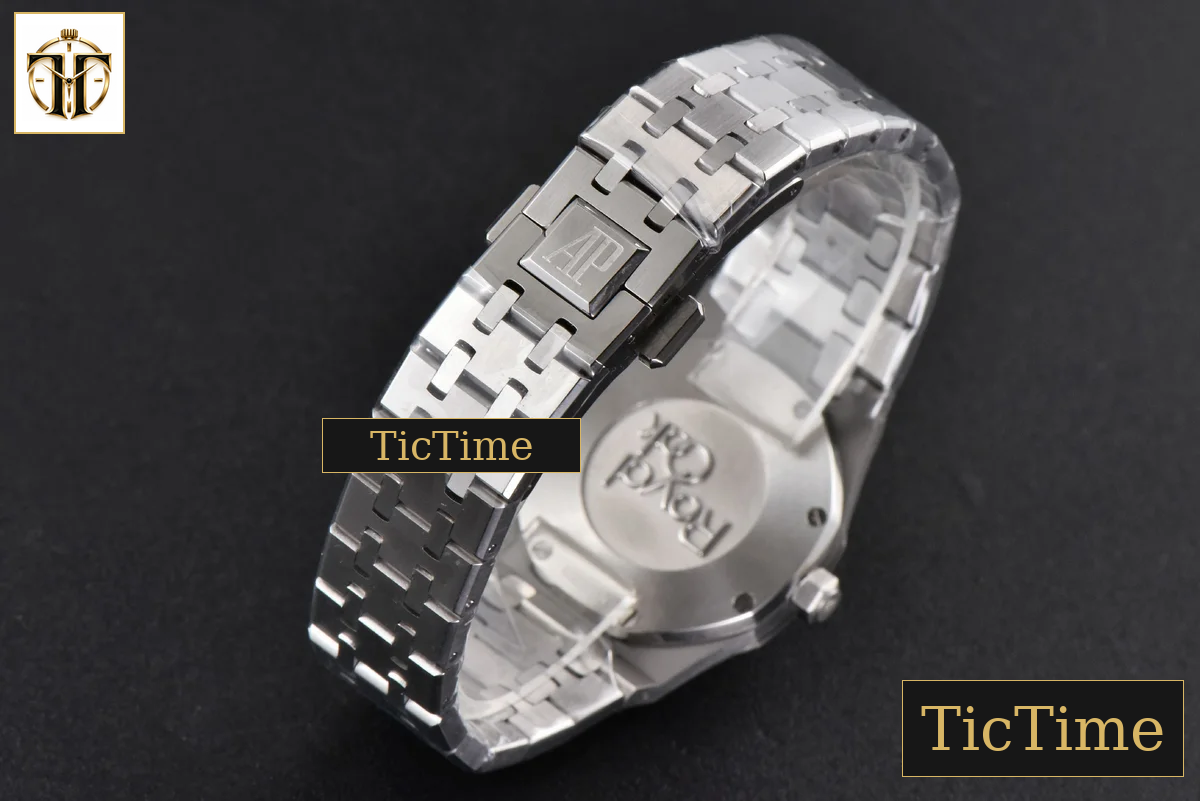 Royal Oak Ladies 33mm 8F White Dial SS Bracelet Swiss Quartz — foto 29