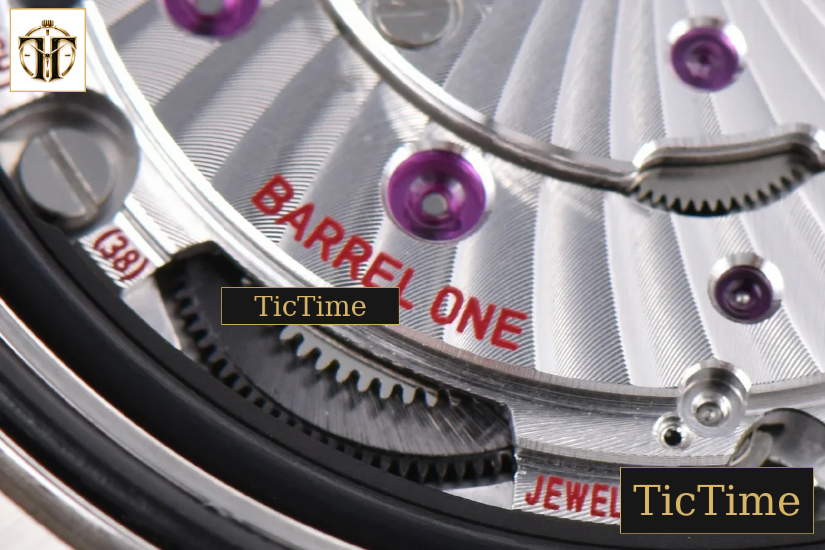 Planet Ocean 600m GMT 43.5mm VSF Black Dial Orange Marker SS Bracelet A8906 — foto 21