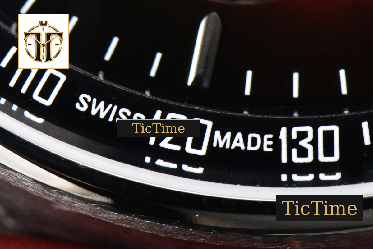 Code 11.59 Chrono 26393 41mm APSF SS Red/Black Dial Red Leather Strap SA4401 — foto 10