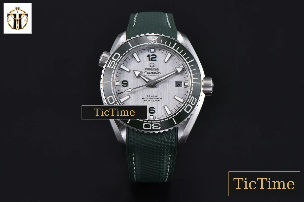 Planet Ocean 43.5mm VSF Green Gray Dial Rubber Strap A8900 — foto 2
