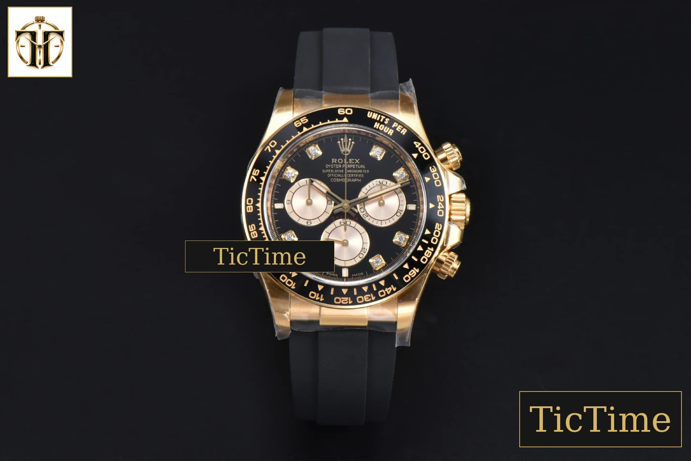 Vista frontal — Daytona 126518 40mm Clean Factory YG Black Dial YG Subdial Diamond Marker Oysterflex Strap DD4131