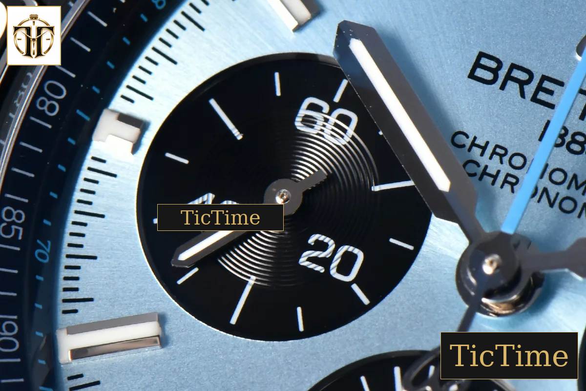 Chronomat B01 44mm BLSF Black Bezel Blue Dial Black Subdial Rubber Strap 7750 — foto 6