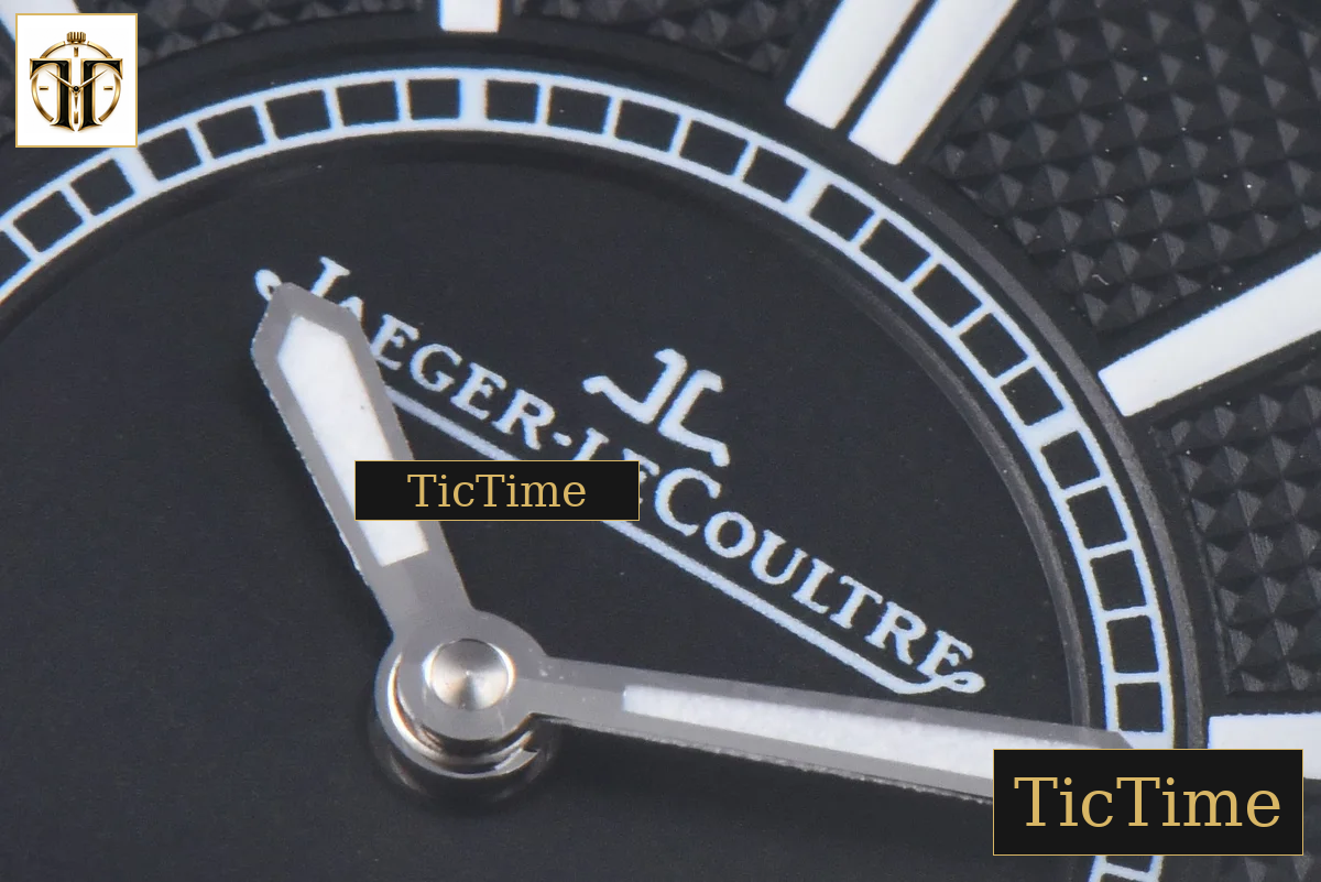 Master Reverso Tribute Small Seconds 30x47mm MGF White Circle Dial Black Leather Strap A854A — foto 17
