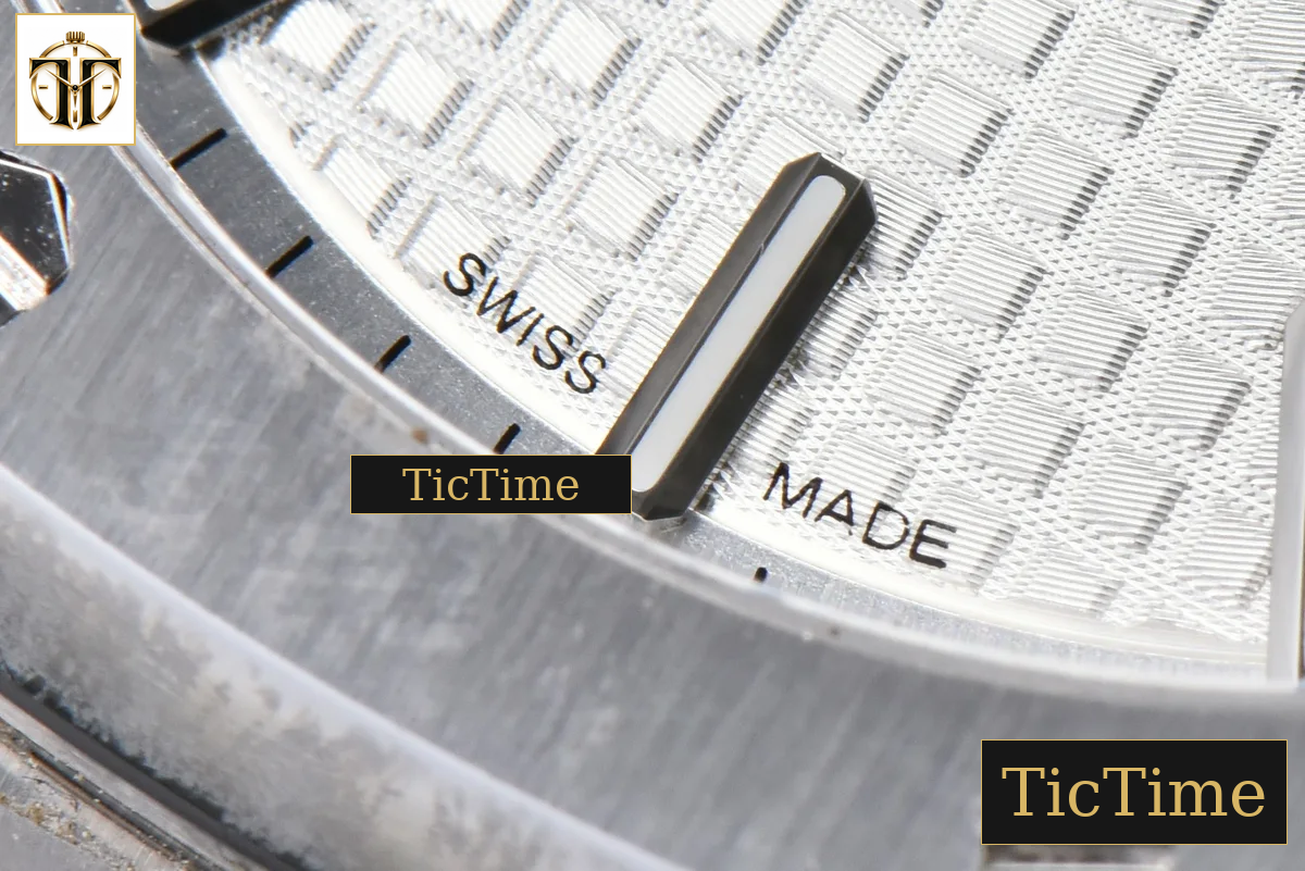 Royal Oak 15500 41mm APSF White Textured Dial SS Bracelet V2 A4302 — foto 8