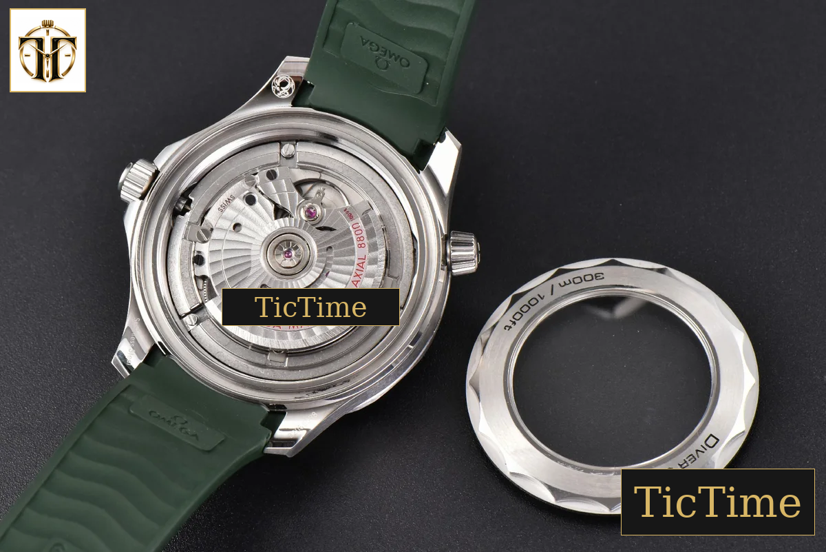 Seamaster Diver 300M 42mm ORF Green Ceramic Green Dial Green Rubber Strap A8800 — foto 17