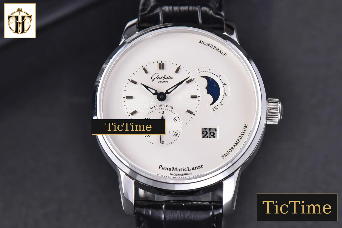 PanoMatic Lunar 40mm TZF White Dial Black Leather Strap A23J — foto 29