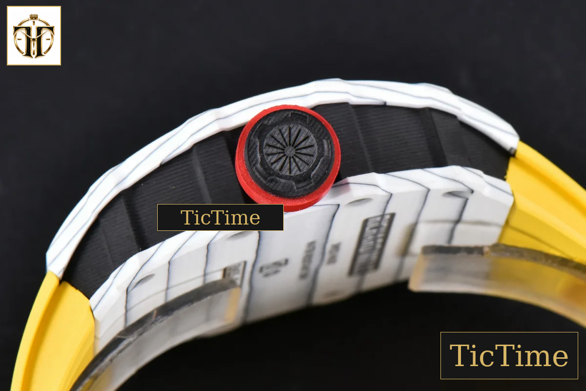 RM035-02 42mm T+F White Forged Carbon Skeleton Dial Red Crown Yellow Rubber Strap RMUL2 — foto 16