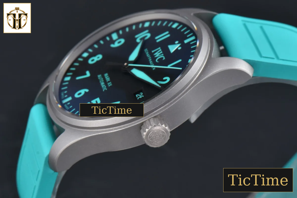 Mark XX Mercedes-Amg Petronas F1 IW328210 40mm M+F Black Dial Green Numeral Markers Ti Case Green Rubber Strap MY9015 — foto 10