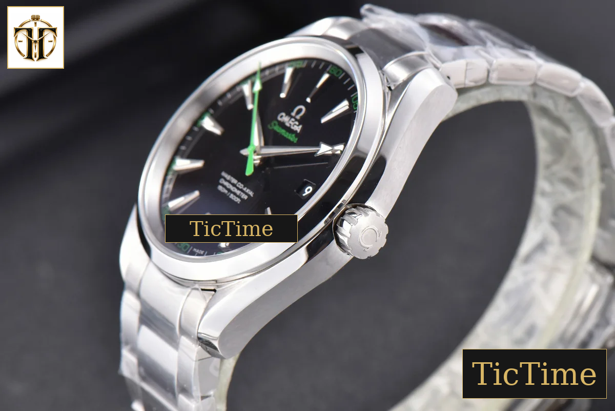 Aqua Terra 150M 41mm VSF Black Dial Green Hand SS Bracelet A8500 — foto 10