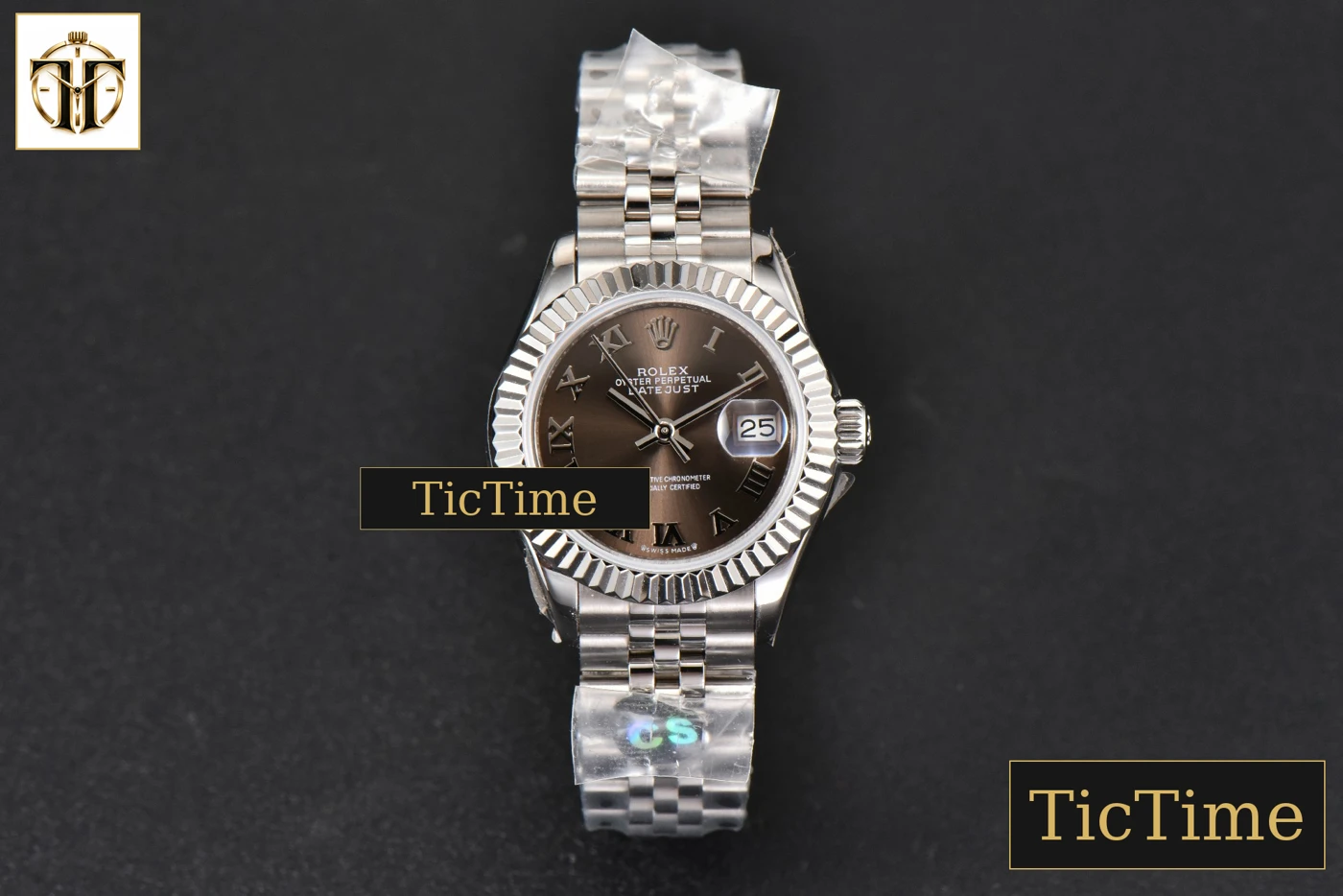Vista frontal — DateJust Ladies 28mm WF Gray Dial Roma Marker Jubilee Bracelet A2236