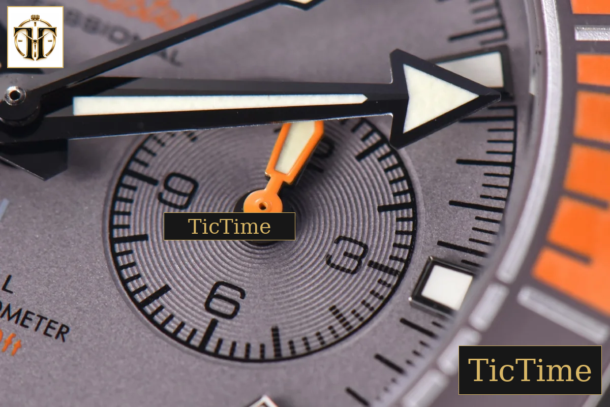 Planet Ocean Chrono 45.5mm OMF Gray Dial Orange/Black Rubber Strap A9900 — foto 6