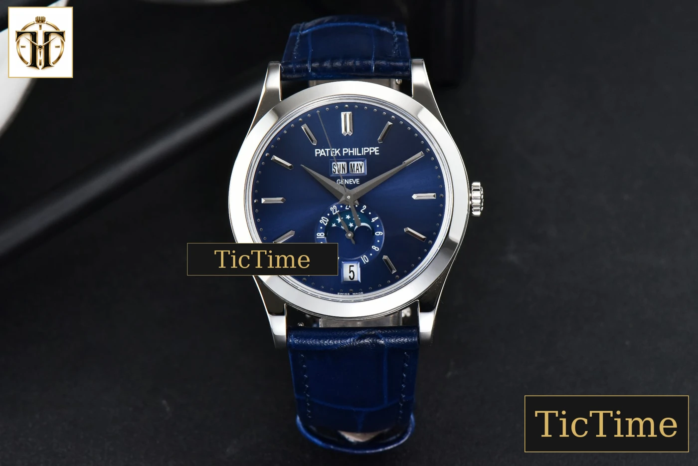 Vista frontal — Complications 5396 38.5mm ZF Blue Dial Moonphase Stick Markers Black Leather Strap MY9015