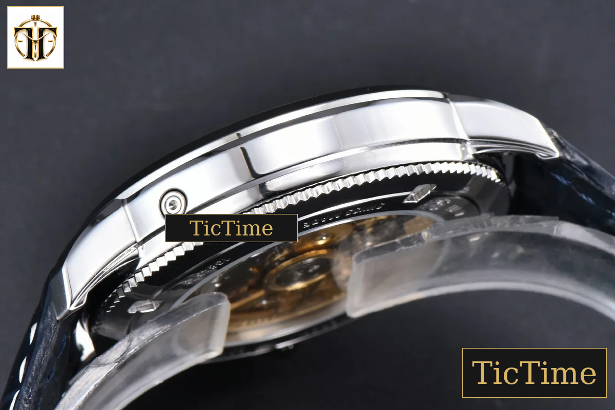 Traditionnelle 4010T 41mm MXF White Dial Blue Leather strap A2460QCL — foto 16