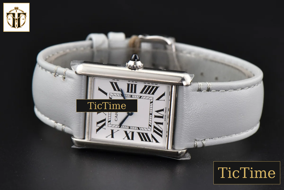 Tank Must Large 33.7×25.5mm K11F White Dial Gray Smooth Calf Strap Quartz — foto 11