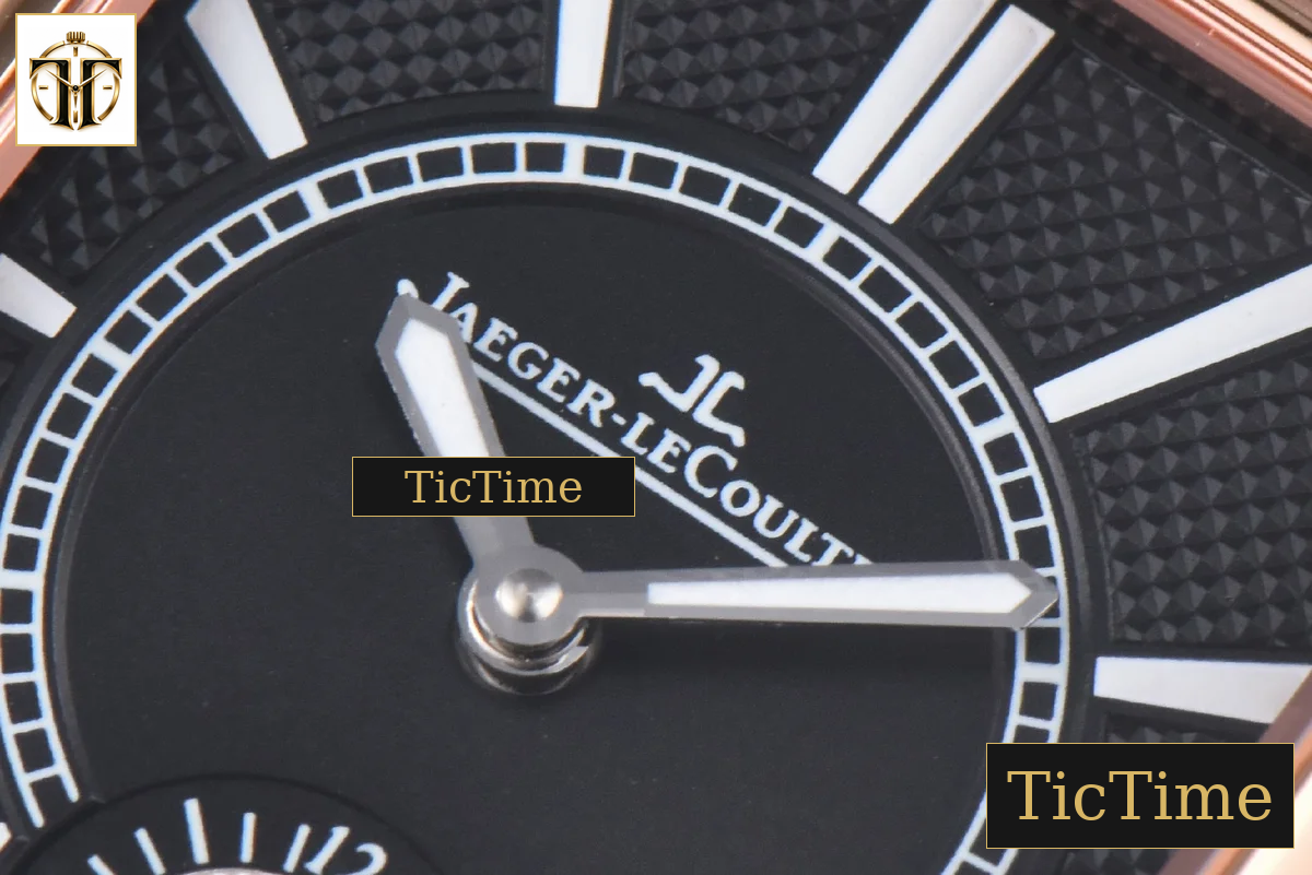 Master Reverso Tribute Small Seconds 30x47mm MGF RG White Square Dial Black Leather Strap A854A — foto 17