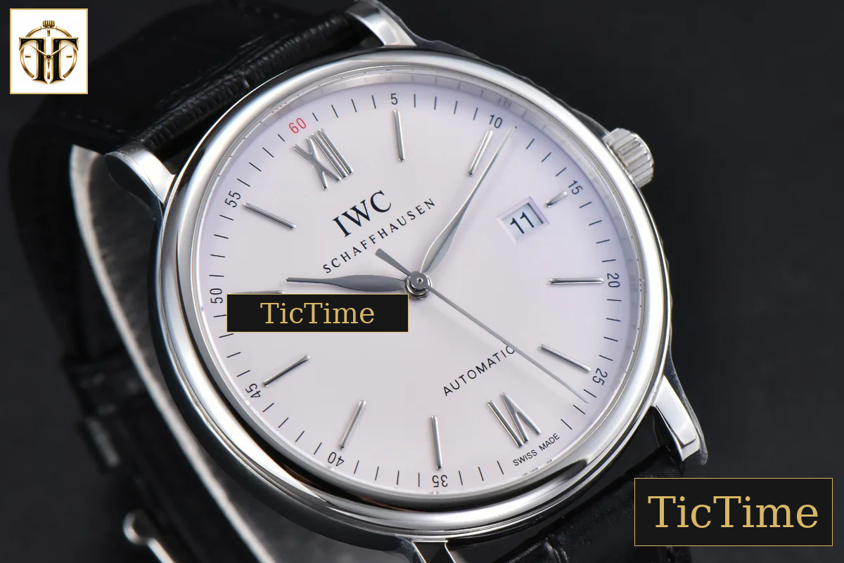 Portofino 40mm V7F White Dial Red Index Black Leather Strap A2892 — foto 12