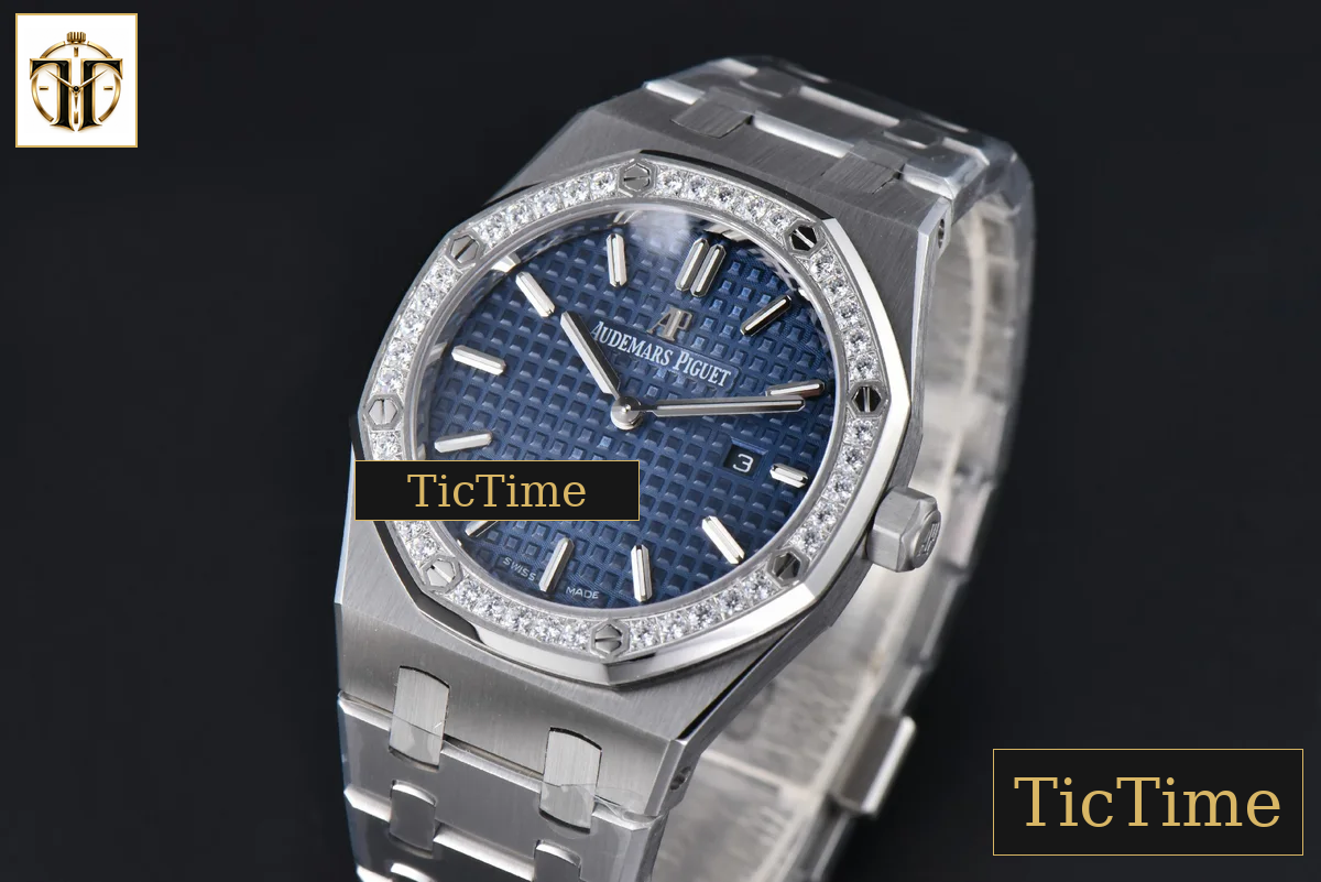 Royal Oak Ladies 67651ST 33mm ZF SS Diamond Blue Dial SS Bracelet Quartz — foto 5