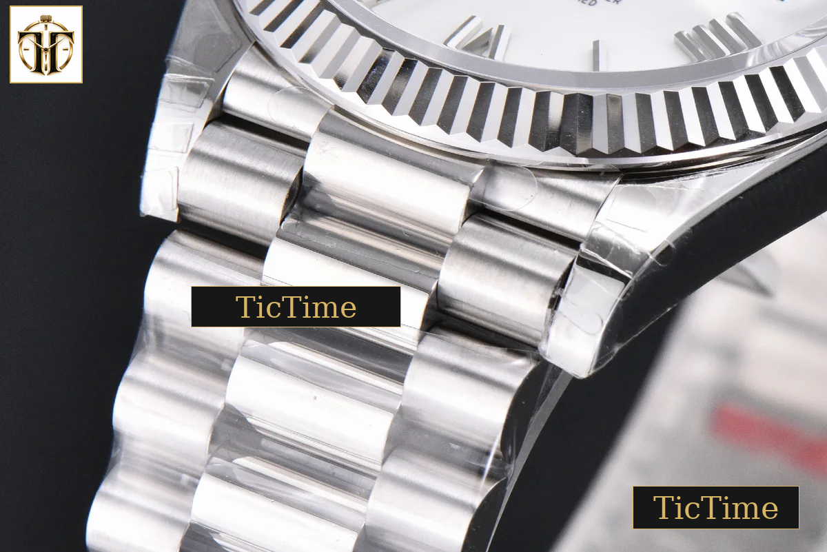 DayDate Weighted 40mm VSF White Dial Roman Marker President Bracelet DD3255 — foto 12