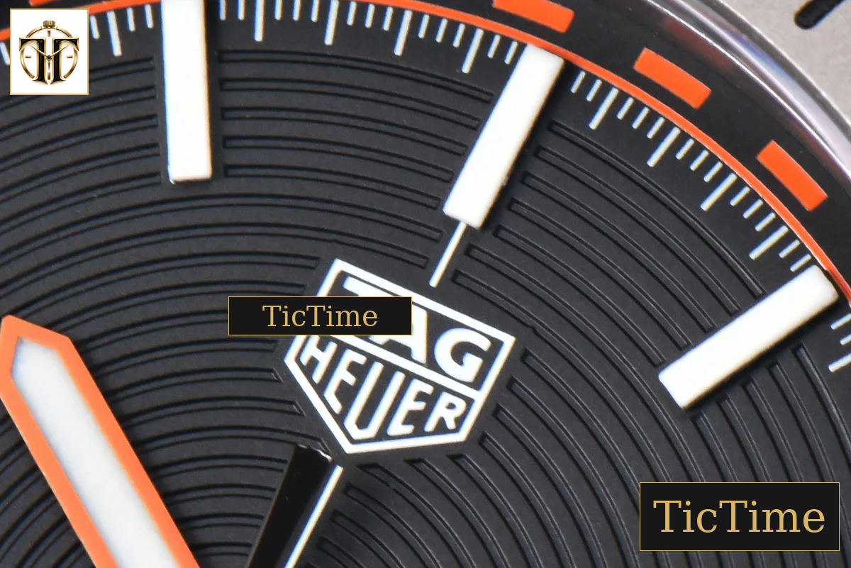 Aquaracer Bamford 43mm OF Black/Orange Dial SS Bracelet — foto 6