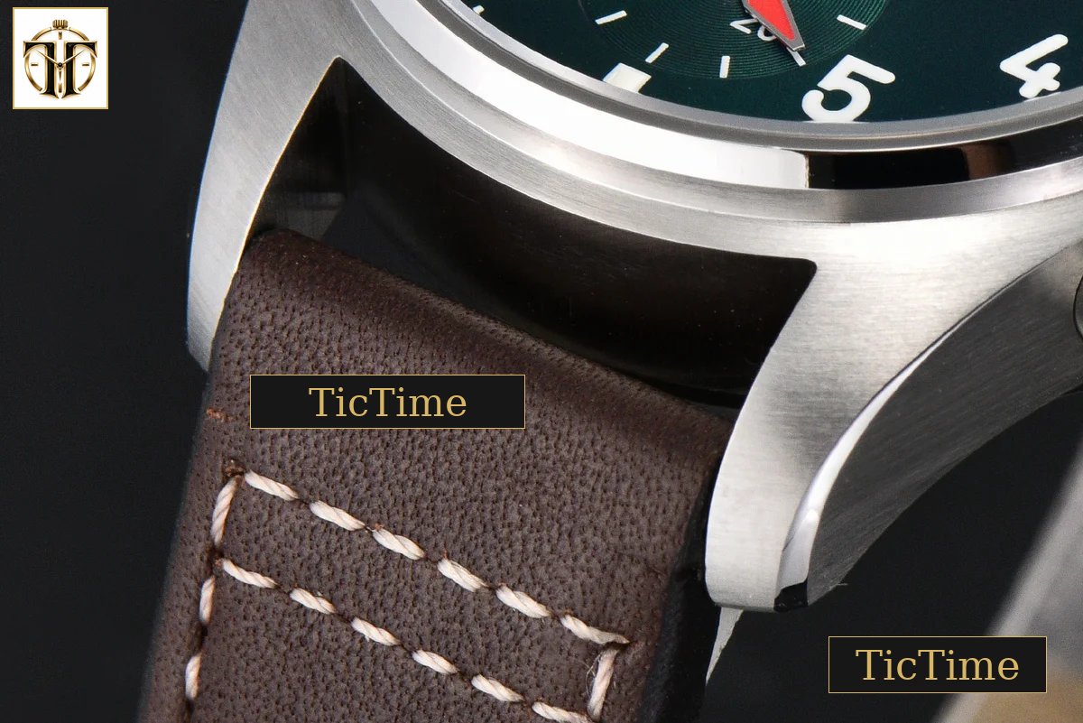 Pilot Chrono IW388103 41mm APSF Green Dial Brown Leather Strap SA69385 — foto 10