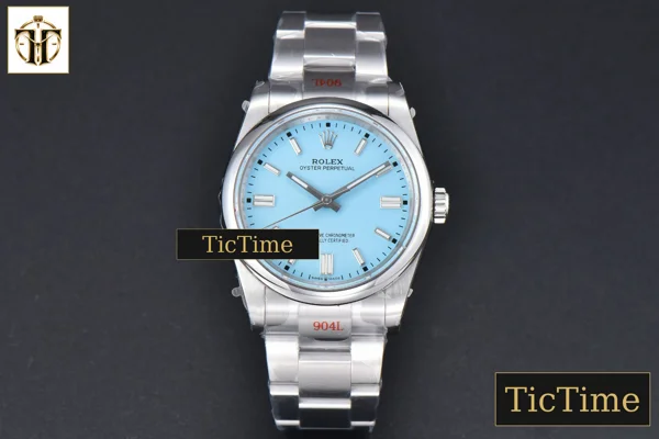 Foto frontal — Oyster Perpetual 904L 126000 36mm GMF Tiffany Blue Dial SS Bracelet VR3230
