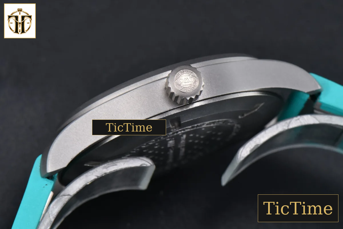 Mark XX Mercedes-Amg Petronas F1 IW328210 40mm M+F Black Dial Green Numeral Markers Ti Case Green Rubber Strap MY9015 — foto 13