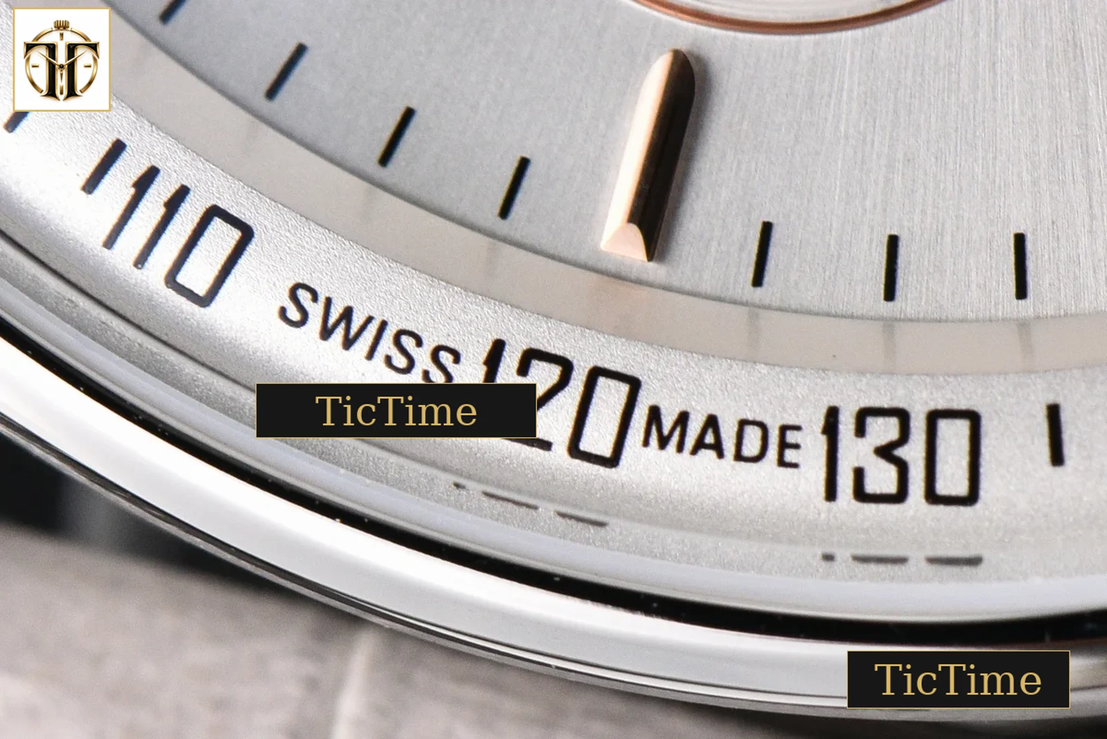 Code 11.59 Chrono 26393 41mm APSF Silver Dial Gold Hands Gray Leather Strap SA4401 — foto 9