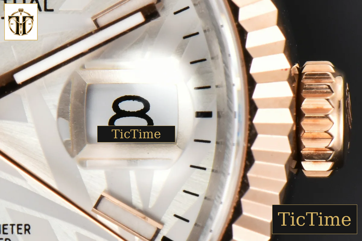 DateJust 36mm BPF RG/SS Fluted Bezel Silver Plam Dial Oyster Bracelet A2824 — foto 10