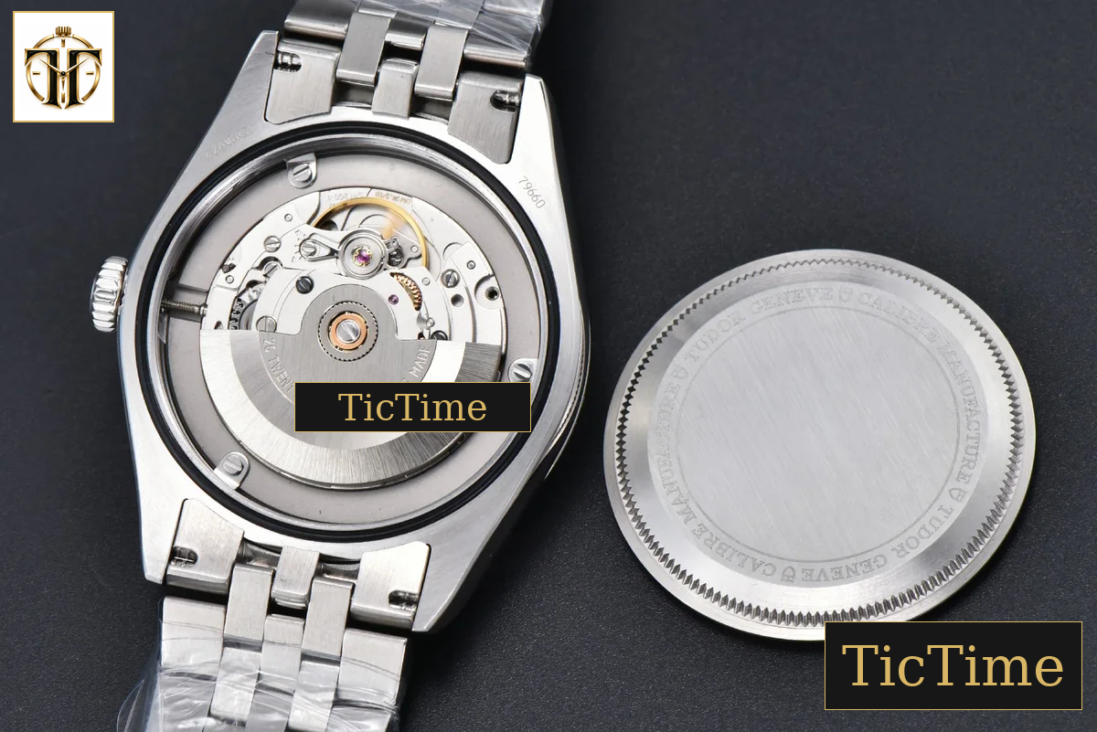 Heritage Black Bay Anthracite 39mm KRF Black Dial SS Bracelet A2824 — foto 17
