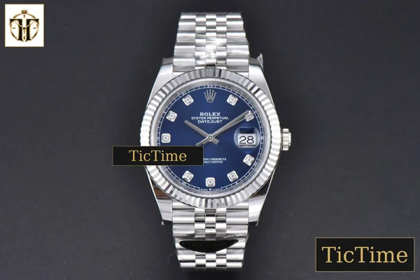 Foto frontal — DateJust 904L 126334 41mm Clean Factory Blue Dial Diamond Marker Jubilee Bracelet VR3235