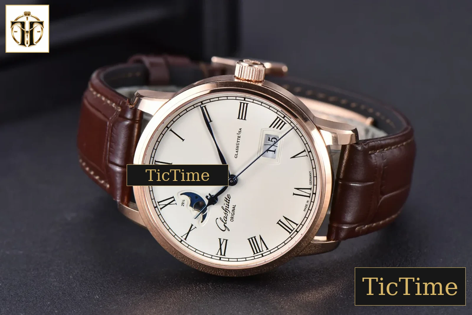 Excellence Panorama Date Moonphase 40mm V9F RG White Dial Brown Leather Strap A100 — foto 13