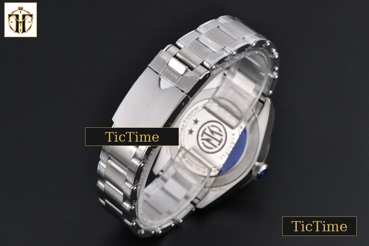 Black Bay Fifty Eight Inter Milan 39mm ZF SS Gradient Blue Dial SS Bracelet A2824 — foto 36