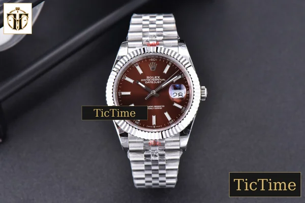 Foto frontal — Datejust 41mm GMF SS Borwn Dial Lume Marker Fluted Bezel Jubille Bracelet VR3235