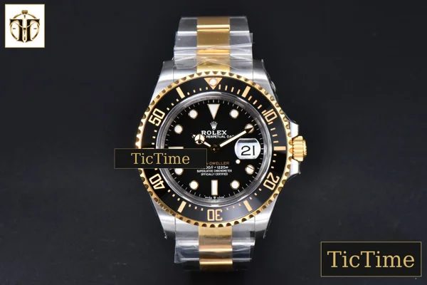 Foto frontal — Sea-Dweller 126603 43mm VSF YG/SS Black Dial YG/SS Bracelet VS3235