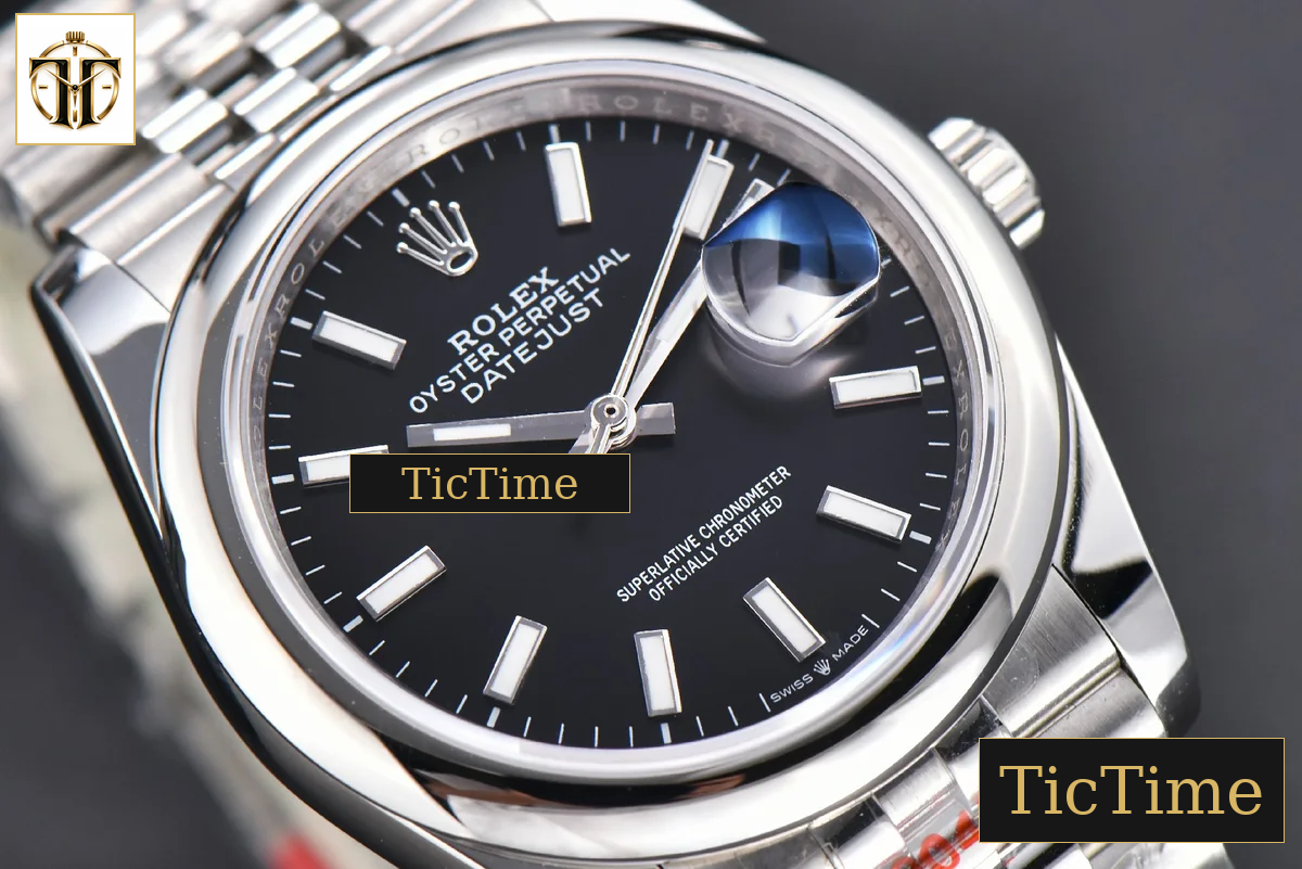 DateJust 36mm GMF SS Smooth Bezel Black Dial Stick Marker Jubilee Bracelet VR3235 — foto 10