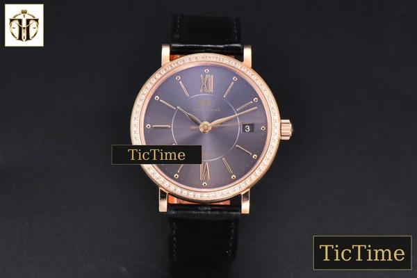 Foto frontal — Portofino 37mm V7F RG Diamond Gray Dial RG Marker Black Leather Strap A2892