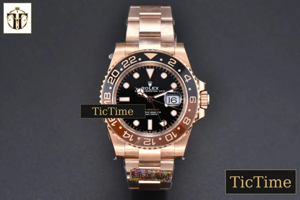 Foto frontal — GMT-Master II CHNR 126715 40mm Clean Factory Black/Brown Ceramic Oyster Bracelet DD3285